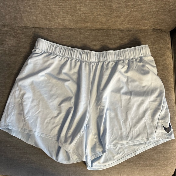 Nike shorts - Picture 1 of 1